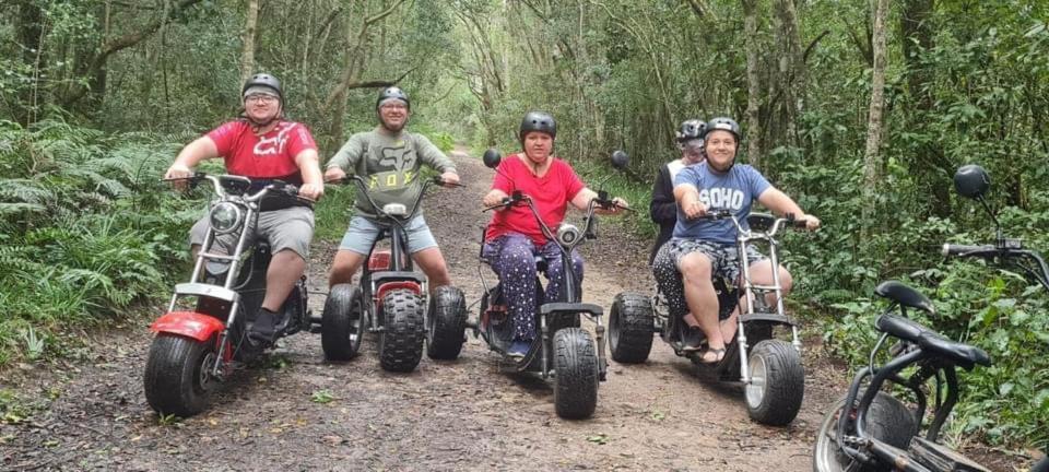 Stormsriver Backpackers Dijembe สตอร์มริเวอร์ ภายนอก รูปภาพ